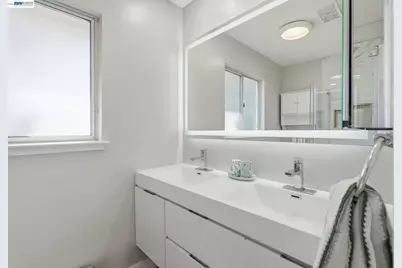 2394 Tahiti St, Hayward, CA 94545 - Photo 26
