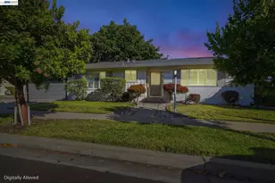 2394 Tahiti St, Hayward, CA 94545 - Photo 2