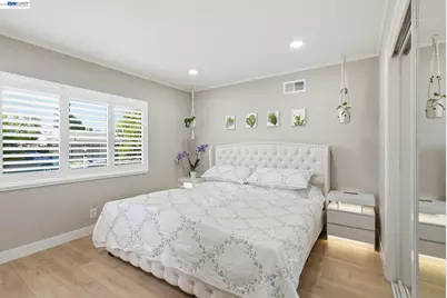 2394 Tahiti St, Hayward, CA 94545 - Photo 18