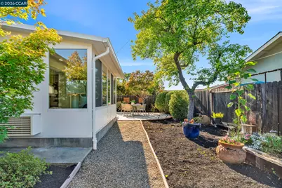 2 Craydon Ct, San Ramon, CA 94583 - Photo 30