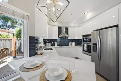 8511 Mahogany Pl, Newark, CA 94560 - Photo 10