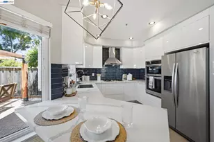 8511 Mahogany Pl, Newark, CA 94560 - Photo 10