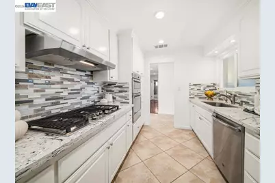 7654 Cardigan St, Dublin, CA 94568 - Photo 4