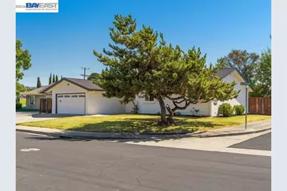 7654 Cardigan St, Dublin, CA 94568 - Photo 32