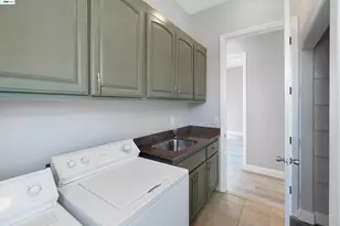 4101 Toddika Ln, Castro Valley, CA 94546 - Photo 36