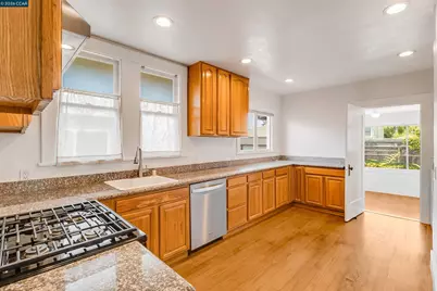 439 44th St, Richmond, CA 94805 - Photo 24