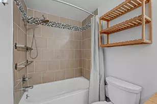 818 18th St, Oakland, CA 94607 - Photo 60