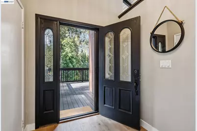 15 Surmont Ct, Lafayette, CA 94549 - Photo 2