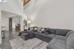 594 Manzana Pl, San Jose, CA 95112 - Photo 16