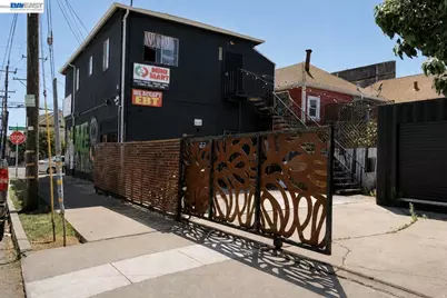 3338 San Leandro St, Oakland, CA 94601 - Photo 16