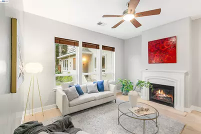 7010 Pinehaven Rd, Oakland, CA 94611 - Photo 22