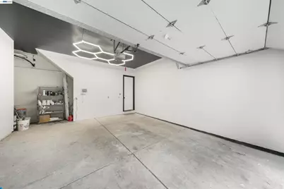 7010 Pinehaven Rd, Oakland, CA 94611 - Photo 28