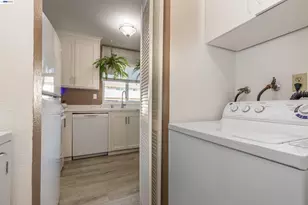3734 Carrigan Common, Livermore, CA 94550 - Photo 16