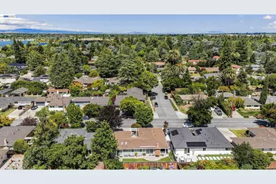 524 Hillview Dr, Fremont, CA 94536 - Photo 36