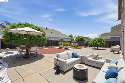 74 Vella Cir, Oakley, CA 94561 - Photo 24