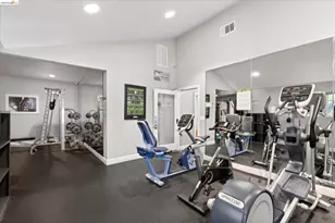 660 Canyon Oaks Dr, Oakland, CA 94605 - Photo 40
