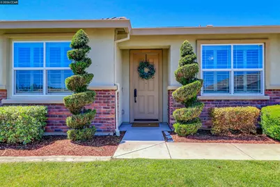 803 Pathfinder Ct, Oakley, CA 94561 - Photo 2