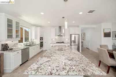 5270 Finkas Ln, Fairfield, CA 94533 - Photo 10
