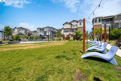 9137 Seawind Way, Newark, CA 94560 - Photo 44