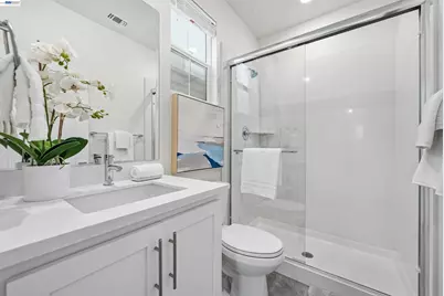 9137 Seawind Way, Newark, CA 94560 - Photo 24