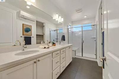 5885 Cadence Ave, Dublin, CA 94568 - Photo 20