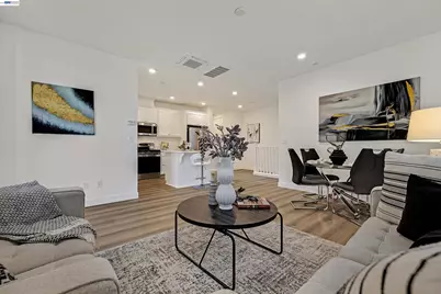 5885 Cadence Ave, Dublin, CA 94568 - Photo 1