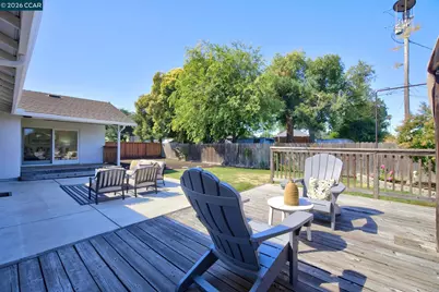 827 Wilmore Ave, Concord, CA 94518 - Photo 32
