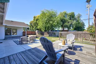 827 Wilmore Ave, Concord, CA 94518 - Photo 32