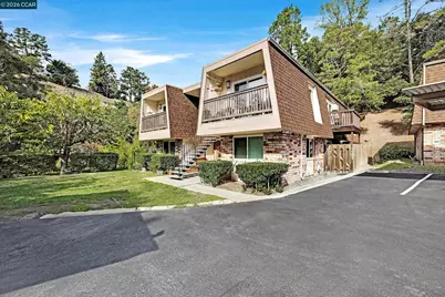 146 Ascot Ct #2, Moraga, CA 94556 - Photo 2
