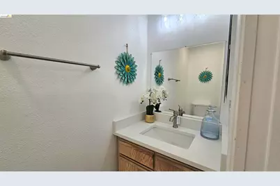 1826 Vicksburg Ave #1, Oakland, CA 94601 - Photo 10