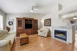 3369 Tea Rose Dr, El Dorado Hills, CA 95762 - Photo 4
