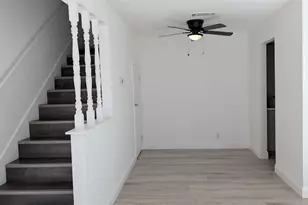 1387 Del Rio Cir, Concord, CA 94518 - Photo 6
