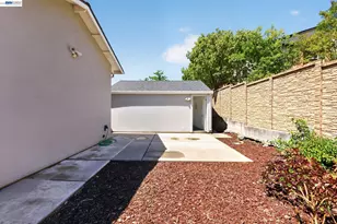 20556 Forest Ave, Castro Valley, CA 94546 - Photo 28