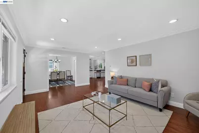 20556 Forest Ave, Castro Valley, CA 94546 - Photo 8