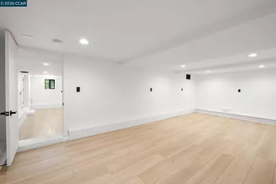 1920 Linden St, Oakland, CA 94607 - Photo 20