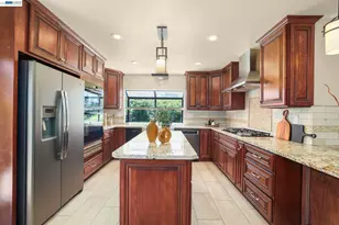 791 Wellfleet Dr, Vallejo, CA 94591 - Photo 16
