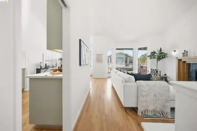 3 Windward Hl, Oakland, CA 94618 - Photo 2