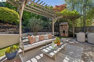 1028 Aquarius Way, Oakland, CA 94611 - Photo 56