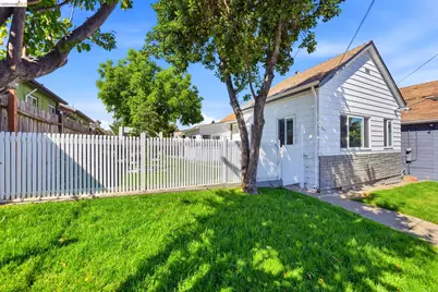 3007 Bona St, Oakland, CA 94601 - Photo 2