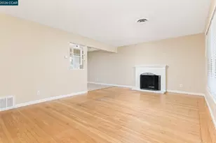 1967 Whitman Way, Sacramento, CA 95822 - Photo 12