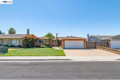 6252 Robin Ct, Pleasanton, CA 94588 - Photo 4