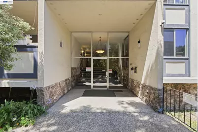 955 Shorepoint Ct #100, Alameda, CA 94501 - Photo 24