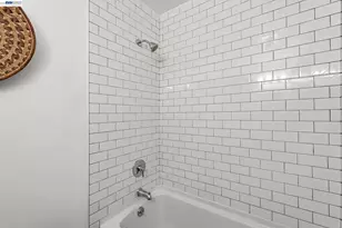 955 Shorepoint Ct, Alameda, CA 94501 - Photo 16