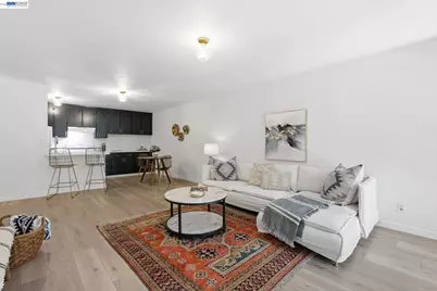 955 Shorepoint Ct #100, Alameda, CA 94501 - Photo 4
