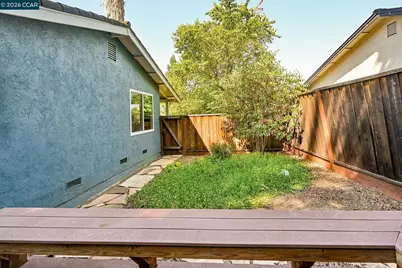737 Sunflower Ct, Concord, CA 94518 - Photo 46
