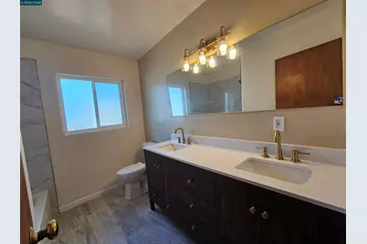 638 36th St, Richmond, CA 94805 - Photo 8