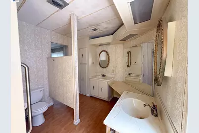 2203 Dalis Dr #127, Concord, CA 94520 - Photo 20
