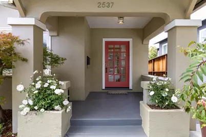 2537 Scenic Avenue, Oakland, CA 94602 - Photo 2