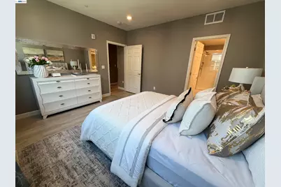 558 Clover Cir, Milpitas, CA 95035 - Photo 8
