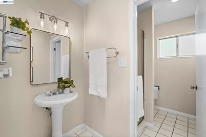 1334 Aster Dr, Antioch, CA 94509 - Photo 32